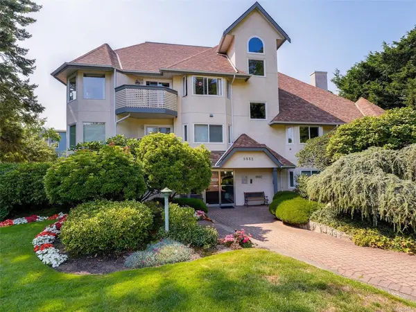 9882 Fifth St #208, Sidney BC V8L 2X3 - 2 bed, 2.0 bath in Sidney
