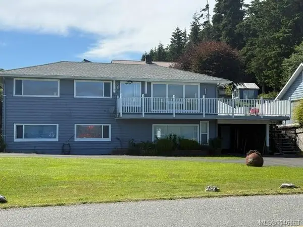 7540 Market St, Port Hardy BC V0N 2P0 - 5 bed, 2 bath property for sale in Port Hardy