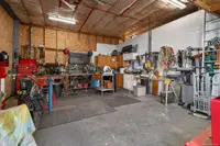 View 32