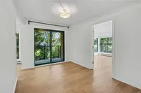 View 10