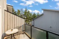 View 16