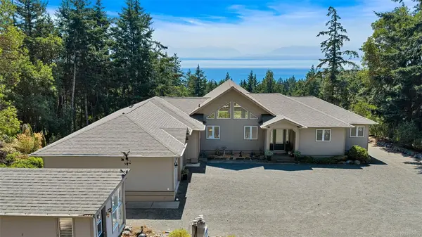 402 Seedtree Rd, Sooke BC V9Z 1C2 - 4 bed, 2.0 bath in Sooke