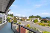 View 16