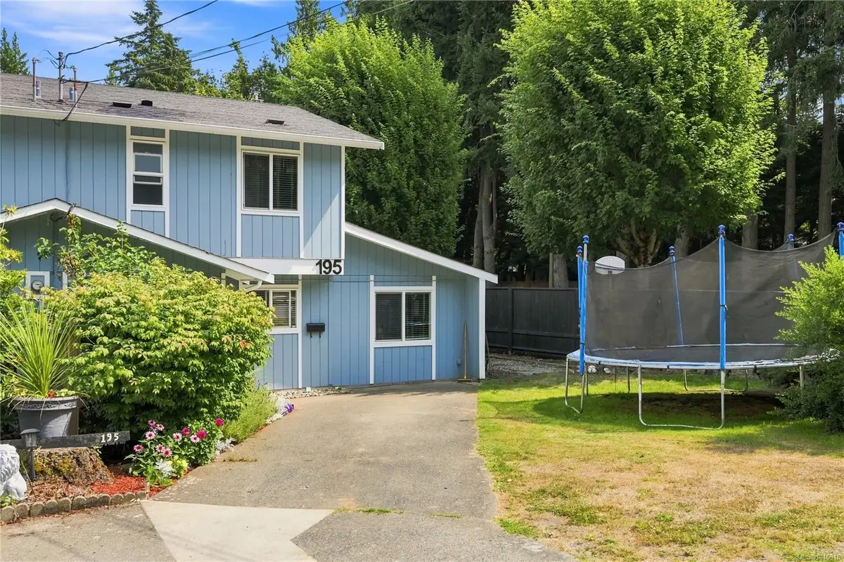 195 Atkins Rd, View Royal BC V9B 2Z9