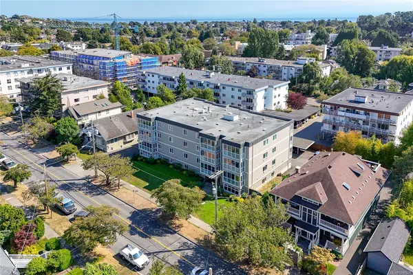 1035 Southgate St #203, Victoria BC V8V 2Z1 - 2 bed, 2.0 bath in Victoria