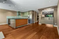 View 16