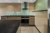 View 25