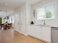 View 10