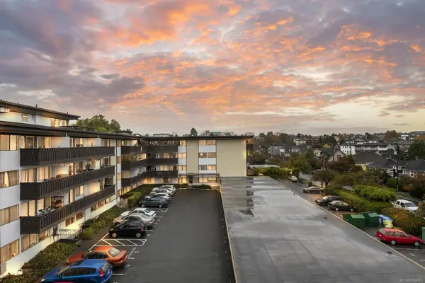 964 Heywood Ave #414, Victoria BC V8V 2Y5 - 1 bed, 1.0 bath in Victoria