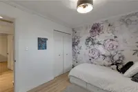 View 32
