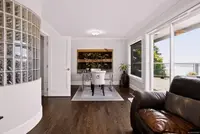 View 32