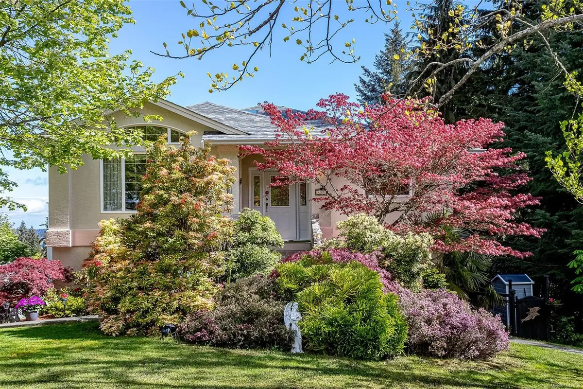 457 Thetis Dr, Ladysmith BC V9G 1V9