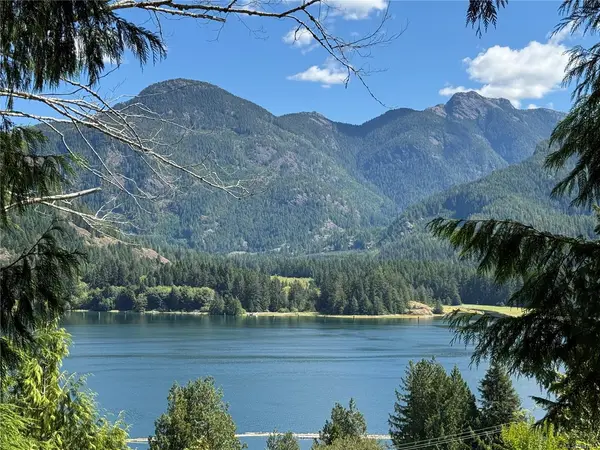 929 Princess Victoria View, Tahsis BC V0P 1X0 - 3 bed, 2 bath property for sale in Tahsis