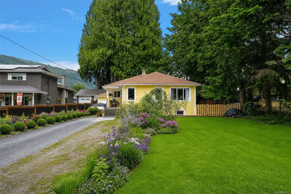 15 King George St S, Lake Cowichan BC V0R 2G0