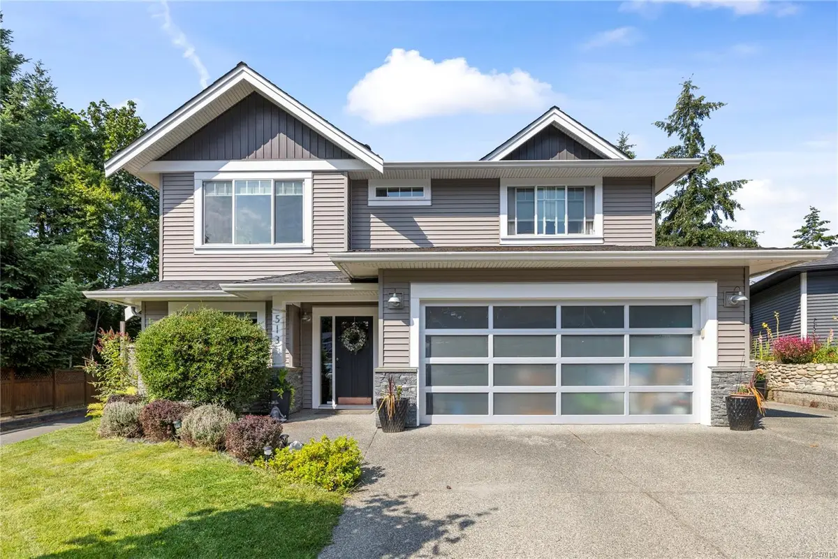 513 Martina Way, Nanaimo BC V9T 0E2