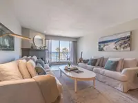 View 2
