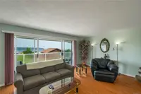 View 10