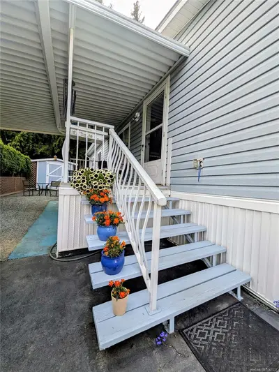 25 Maki Rd #140, Nanaimo BC V9R 6N3
