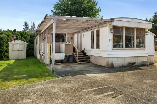951 Homewood Rd #51, Campbell River BC V9W 3N7 - 3 bed, 1.0 bath in Campbell River