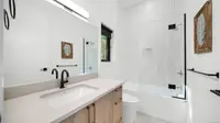 View 16