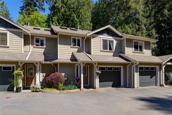 199 Atkins Rd #7, View Royal BC V9B 2Z9 - 4 bed, 4.0 bath in View Royal