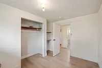 View 32