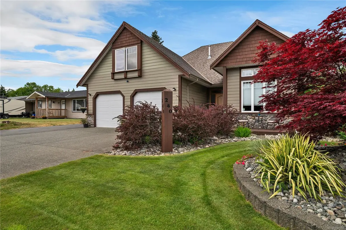 240 Carolyn Rd, Campbell River BC V9W 5M6