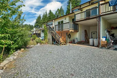 503 Nimpkish Dr, Gold River BC V0P 1G0