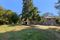 View 32