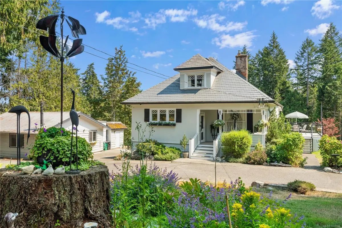 1220 Shawnigan-Mill Bay Rd, Mill Bay BC V0R 2P2