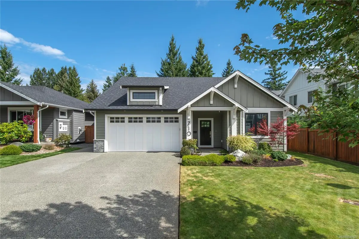 710 Salal St, Campbell River BC V9H 0E6