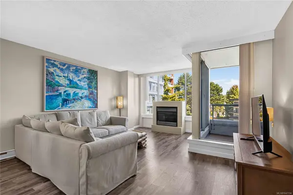 325 Maitland St #506, Victoria BC V9A 7E9 - 2 bed, 1.0 bath in Victoria