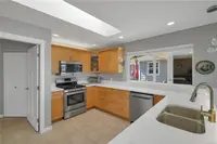 View 16