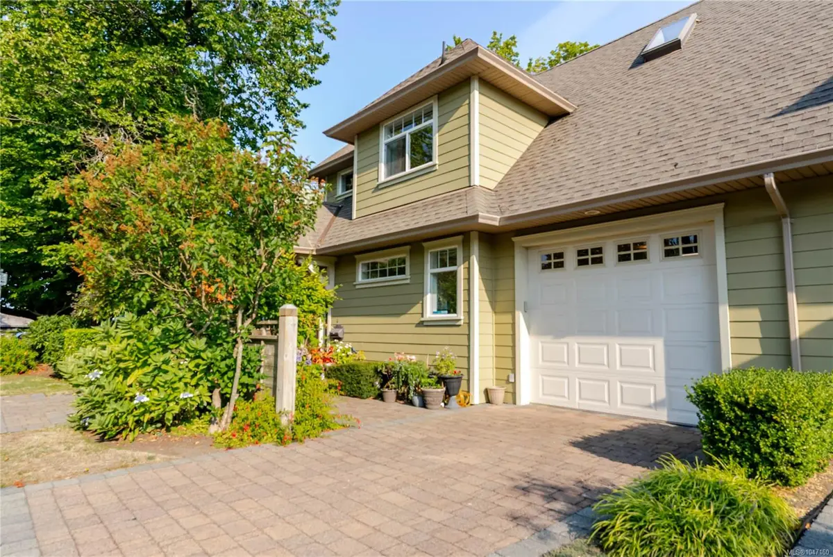 2420 Mt. Baker Ave, Sidney BC V8L 6A1