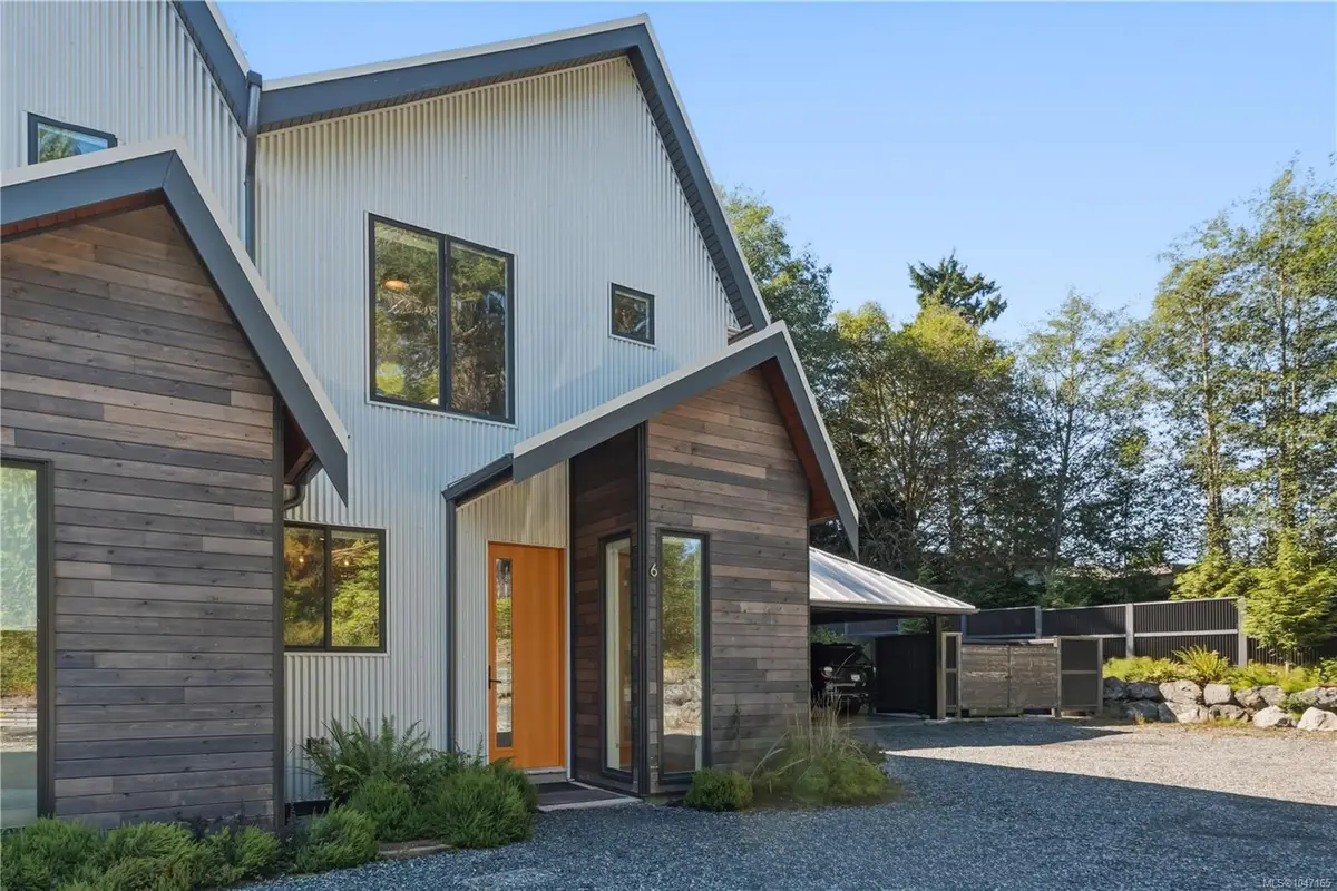 #6 - 590 Marine Dr #6, Ucluelet BC V0R 3A0