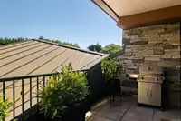 View 10