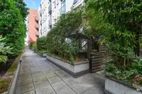 View 22