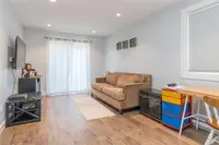 View 32