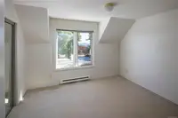 View 16