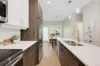 View 10