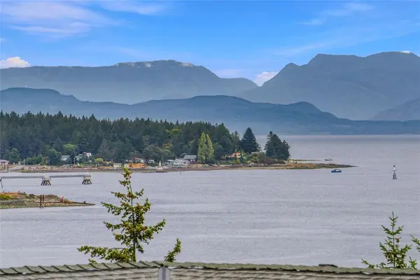 977 Highview Terr, Nanaimo BC V9R 6K5 - 3 bed, 2.0 bath in Nanaimo