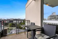 View 25