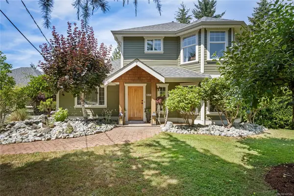 2071 Saras Way, Nanaimo BC V9X 1K6 - 4 bed, 4.0 bath in Nanaimo