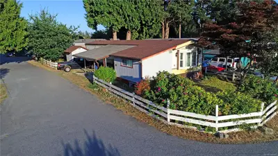 971 Douglas Ave #30, Nanaimo BC V9R 6C1