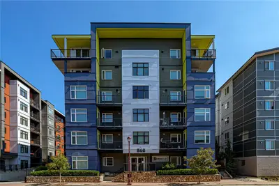 868 Orono Ave #408, Langford BC V9B 2T8