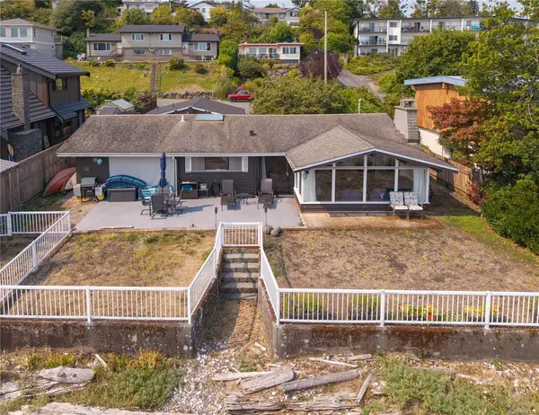 2640 Randle Rd, Nanaimo BC V9S 3X2 - 5 bed, 3 bath property for sale in Nanaimo