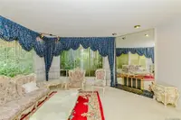 View 10
