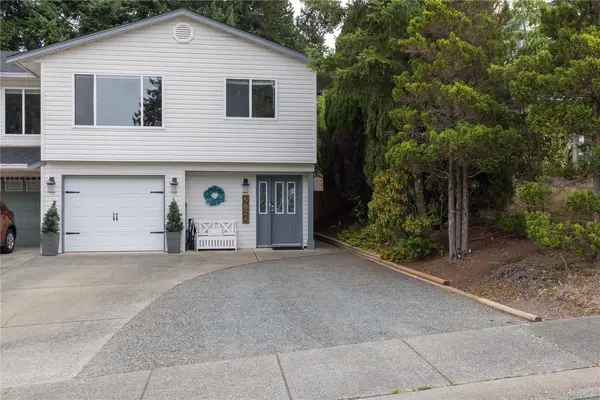 5824 Carrington Rd, Nanaimo BC V9T 6C2 - 4 bed, 3 bath property for sale in Nanaimo