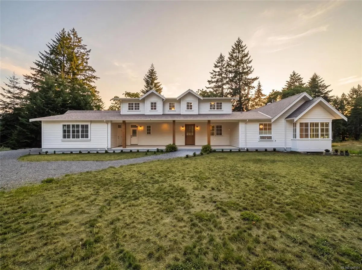 5265 Cassidy Rd, Cassidy BC V9G 1H6