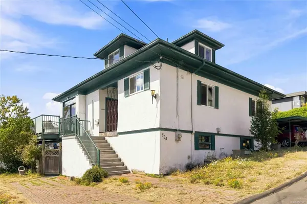 504 Wilson St, Victoria BC V9A 3G7 - 4 bed, 4.0 bath in Victoria